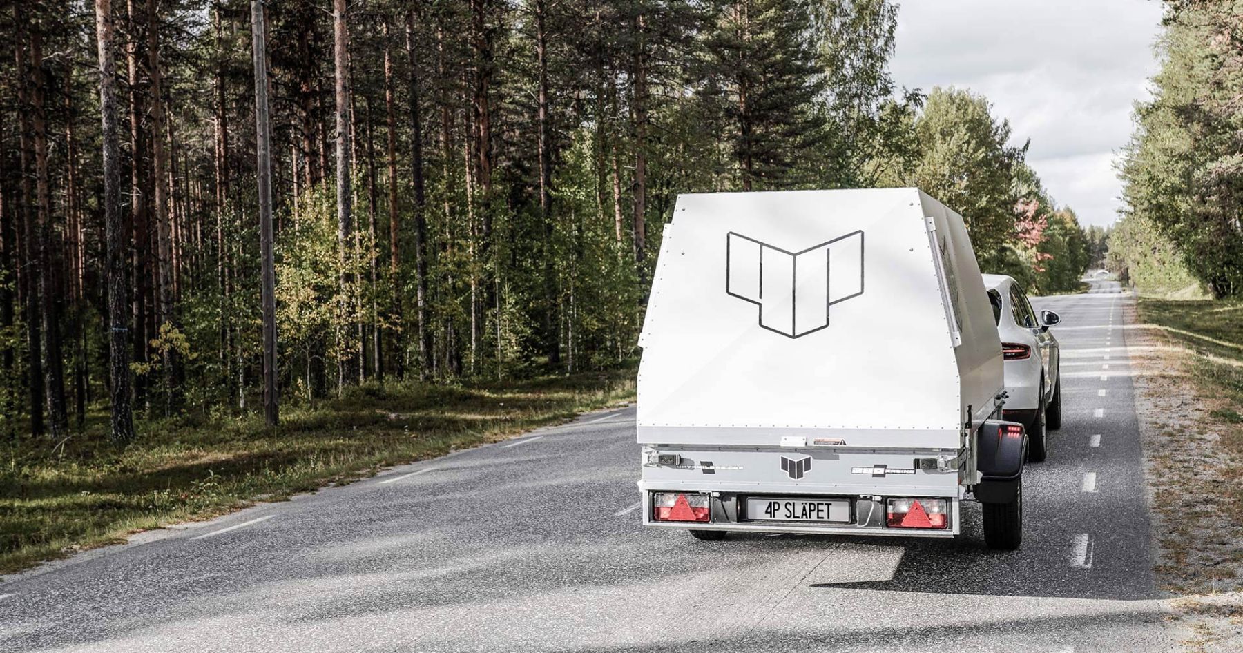 4P Racing 380RX körandes på vägar i Norrland